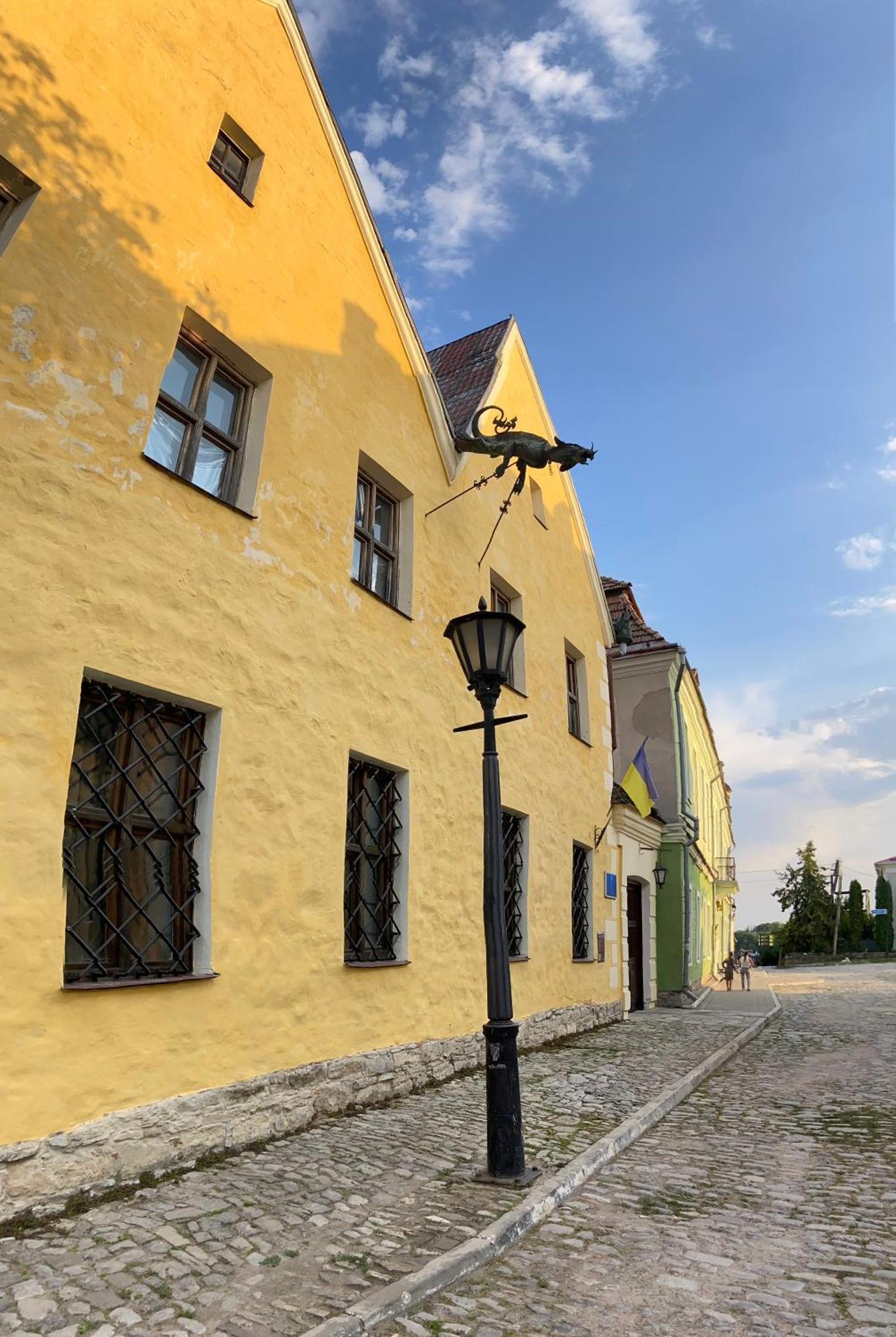 Квартира У Старому Місті Kamianets-Podilskyi Ngoại thất bức ảnh